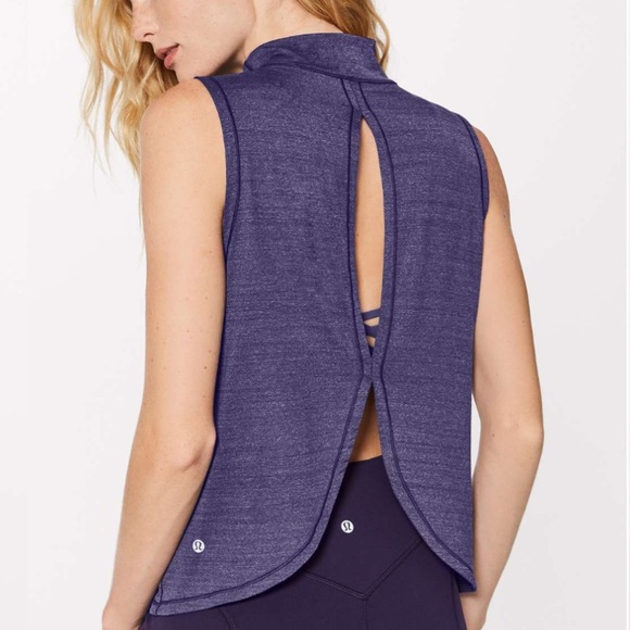 BRAND NEW WITH TAG lululemon twist and reach mock neck tank - Picture 12 of 13